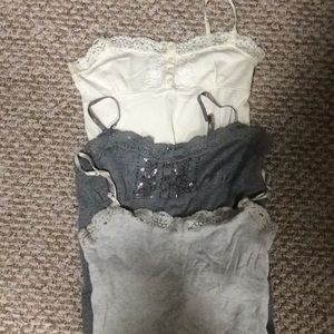 Aeropostale stretch camisole with lace